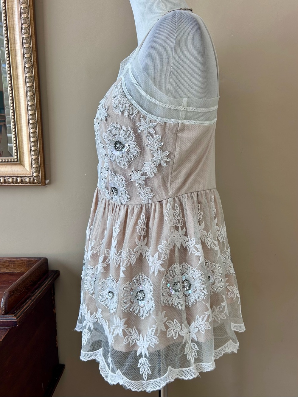 Anthropologie LetMeBe Seaquin Pearl Beaded Going Out Babydoll Top S NWOT - Picture 5 of 14